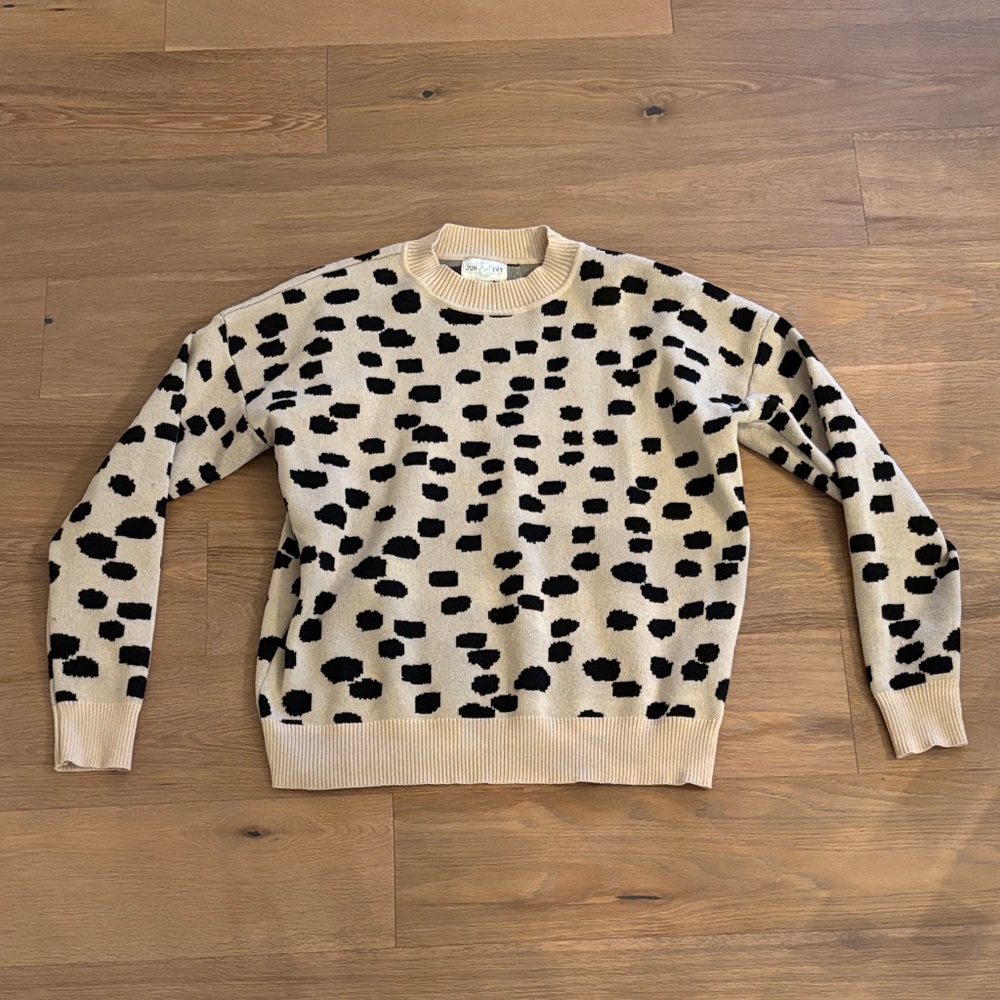 Women’s Tan and Black Patterned Sweater